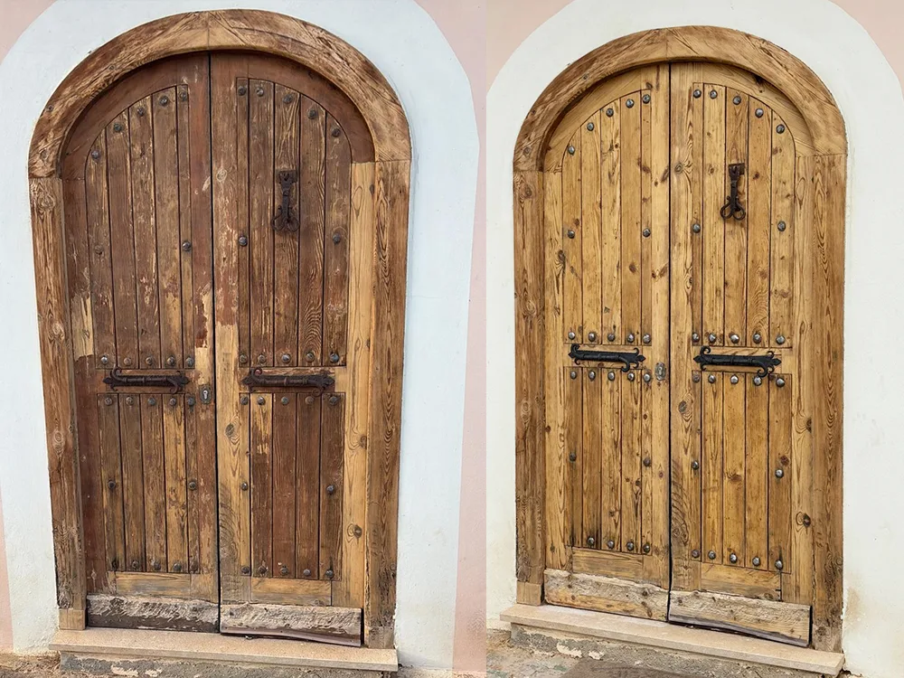 paint removal on wooden door with a 300w 5mj laser cleaning machine