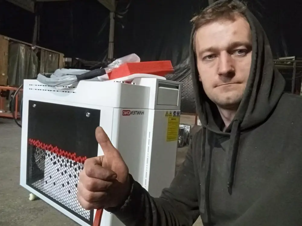 laser rust removal machine customer case